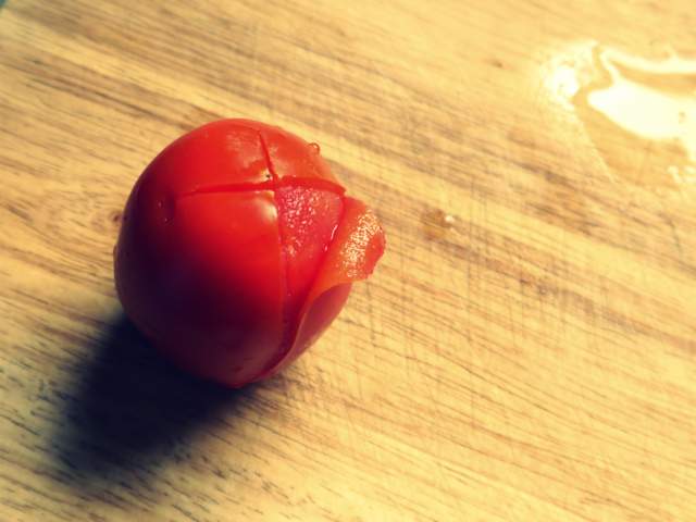 Como pelar un tomate