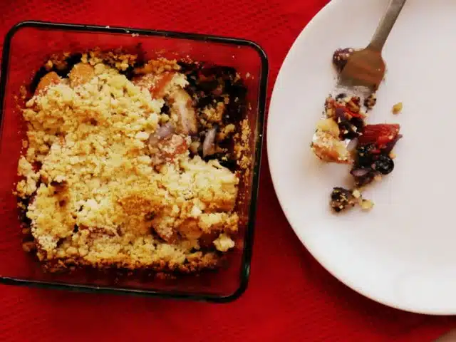 Pastel de pollo con arándanos