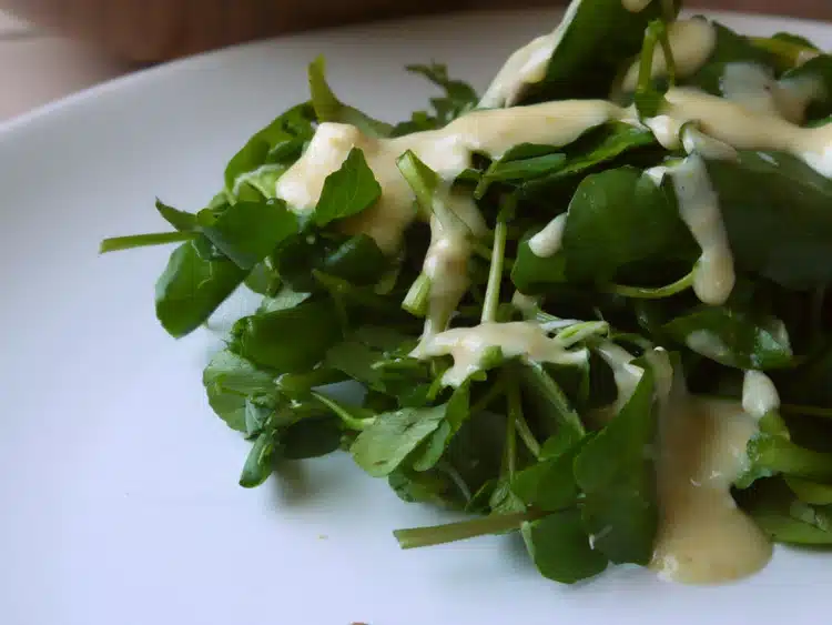 Ensalada de berros y mascarpone ¡riquísima!