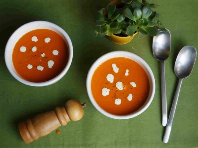 sopa de tomate