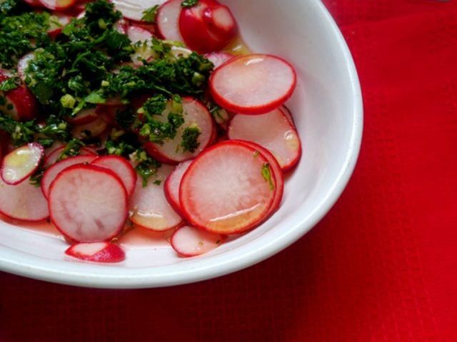 Ensalada de rabanitos ¡como a mí me gusta! - Paulina Cocina