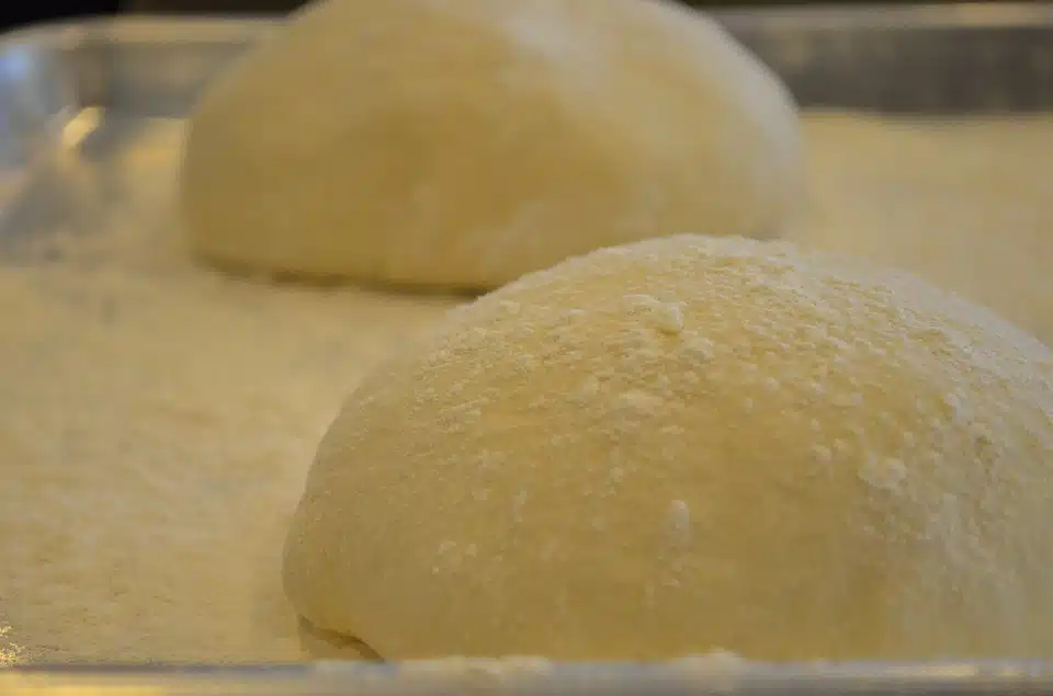 Cómo hacer masa de pizza según el tipo de horno