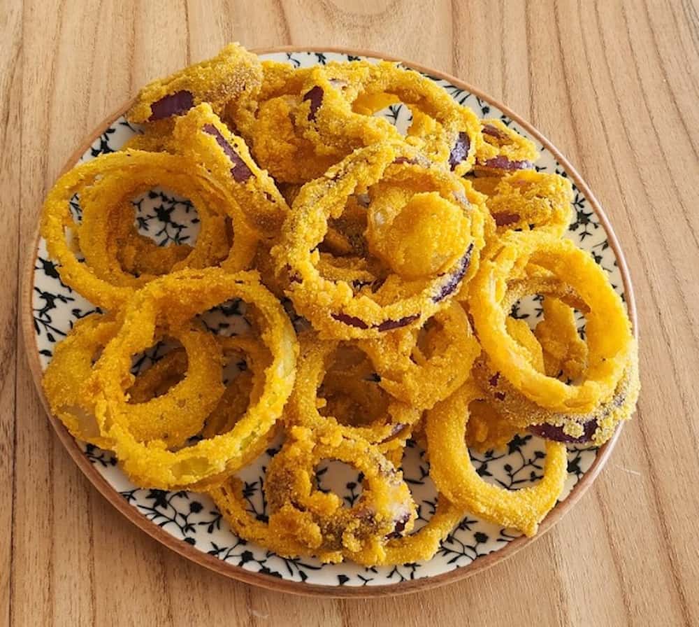 como hacer aros de cebolla fritos caseros