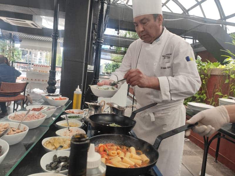 Chef Intercontinental Hotel Let's Lunch