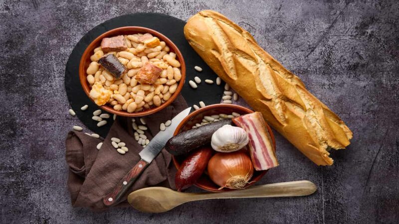 The Asturian fabada, tradition and flavor of the hand Asturian fabada original recipe