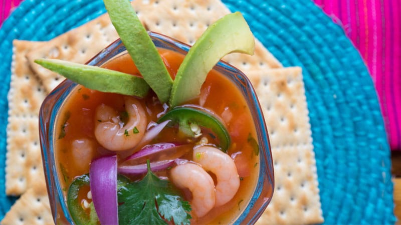 Shrimp Cocktail: delicious appetizer with a taste of the sea Infallible ingredients in a good shrimp cocktail