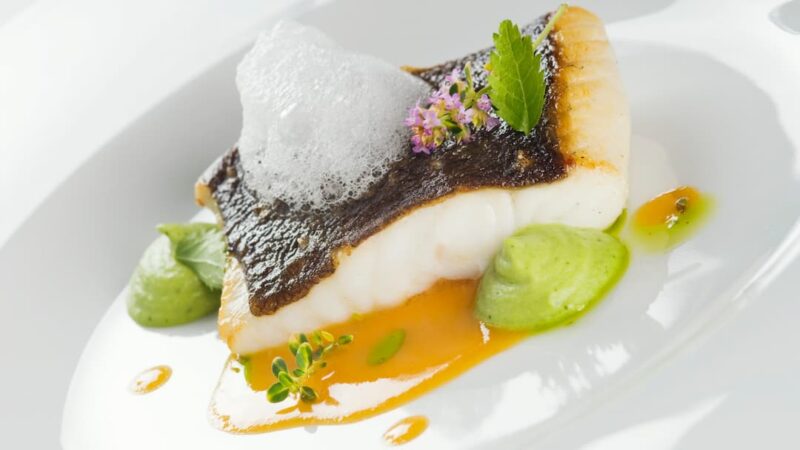 Baked Turbot: Deluxe Main Course baked turbot sauce