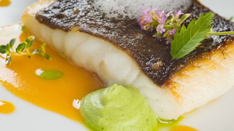 Baked Turbot: Deluxe Main Course baked turbot with potatoes