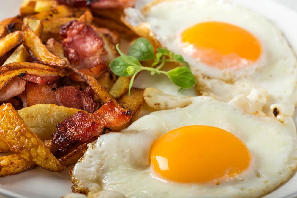 receta facil de huevos rotos