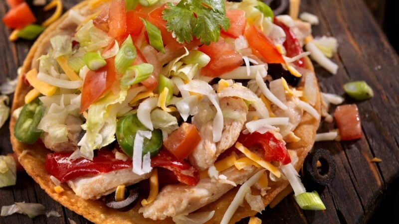 Receta de tostadas de pollo mexicanas