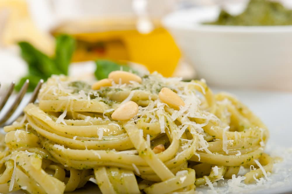 como hacer pasta al pesto