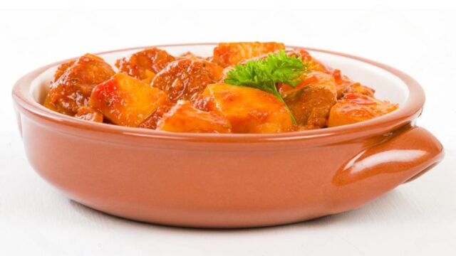 Traditional flavor, charming recipe: Riojan Potatoes how to make Riojan style potatoes