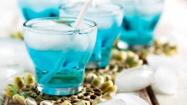 Los azulitos: The Smurfs' spirit drink? how to make blues