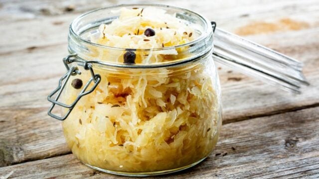The wonderful Sauerkraut or Sauerkraut: Two ingredients to achieve the typical German flavor how to make sauerkraut