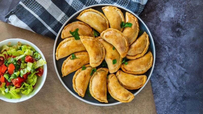 easy recipe for Argentine empanadas