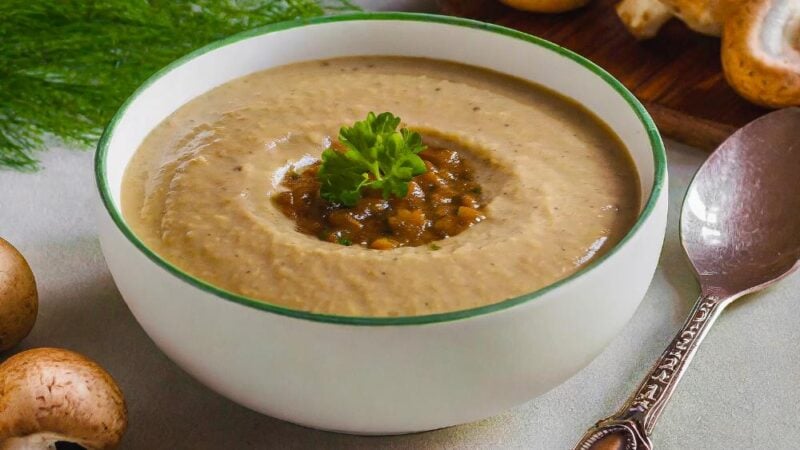 receta de sopa de champiñones