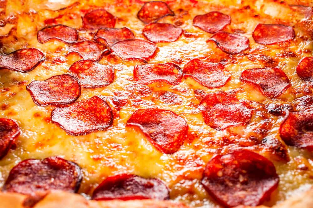 como hacer pizza de pepperoni