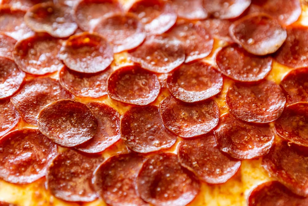 pizza de pepperoni casera