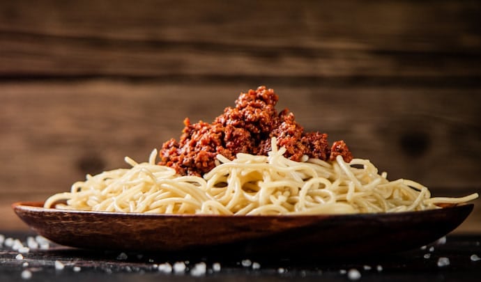 receta casera de fideos con tuco