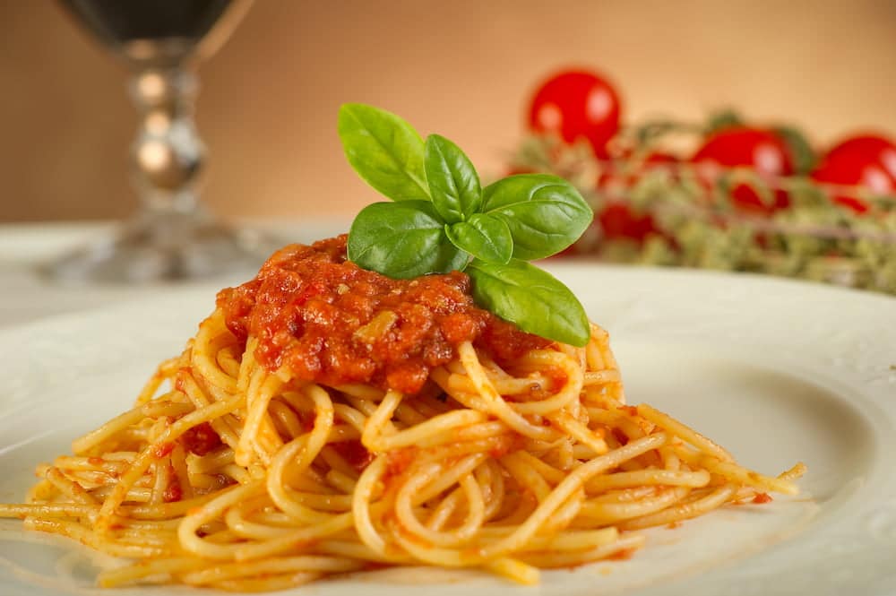 como hacer fideos con tuco