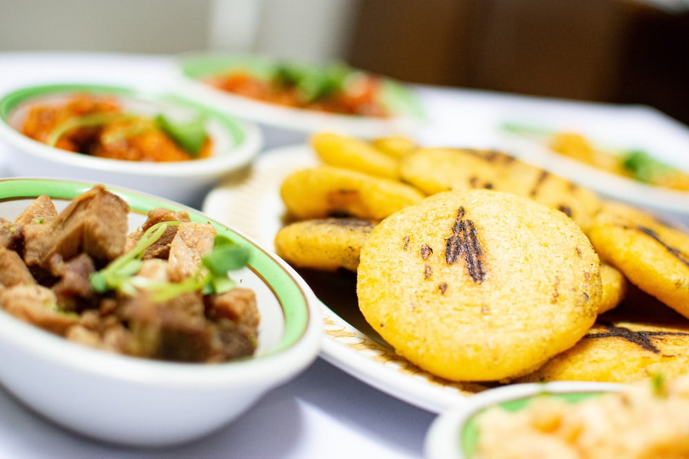 platos de comida colombiana